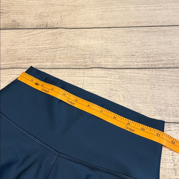 Women’s Alo Yoga Airsoft leggings Size S - Picture 16 of 16